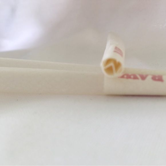 RAW organic 1 1/4size pre rolled cone (500 PK) with safety tube - Picture 4 of 9